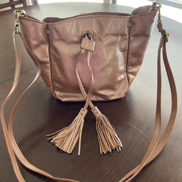 HOBO Puck Mini Backpack Crossbody Convertible in Cameo Metallic Neutral - Picture 1 of 16
